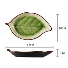 Carregar imagem no visualizador da galeria, Plato Pequeño de Cerámica al Estilo Japonés
