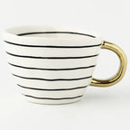 Taza de ceramica pintada a mano
