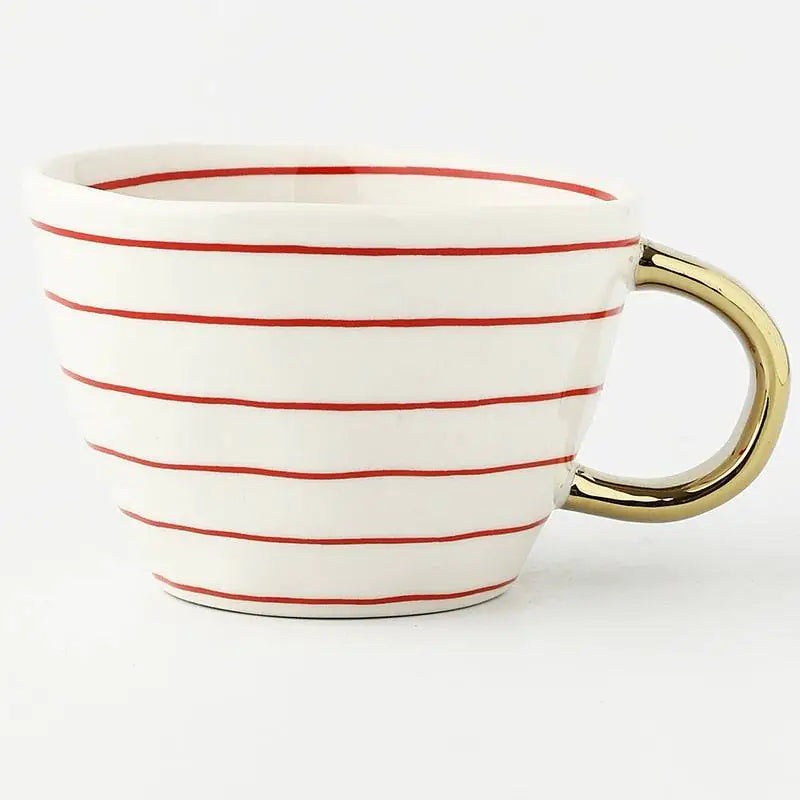 Taza de ceramica pintada a mano
