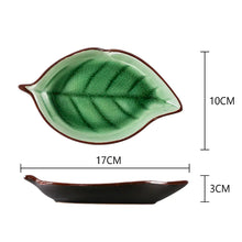 Carregar imagem no visualizador da galeria, Plato Pequeño de Cerámica al Estilo Japonés
