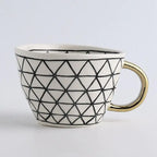 Taza de ceramica pintada a mano