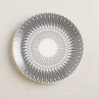 Plato de cerámica con patrones