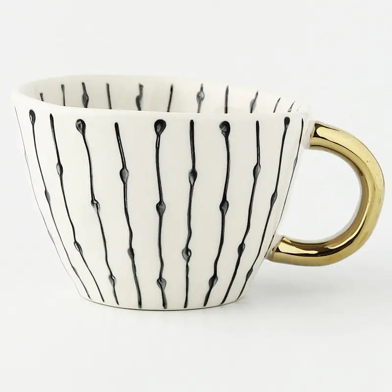 Taza de ceramica pintada a mano