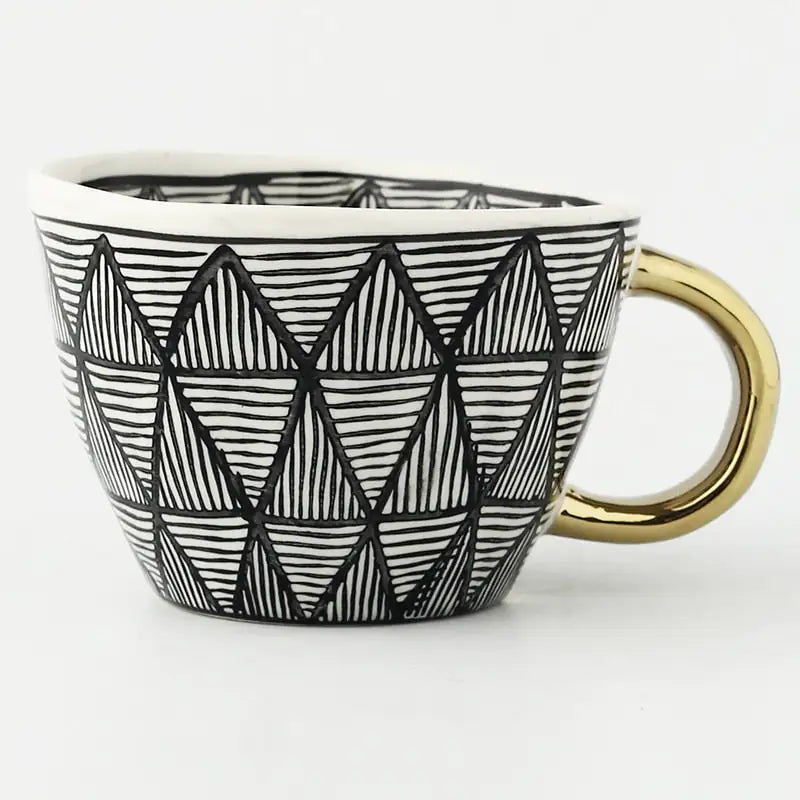 Taza de ceramica pintada a mano