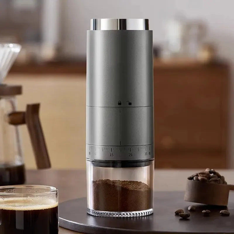 Pràctic molinet de cafè elèctric
